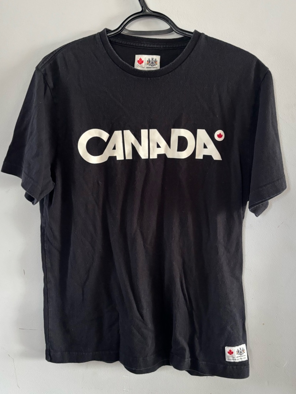Hudson’s Bay Company Canada Olympic tshirt men’s sz medium, black, short sleeve